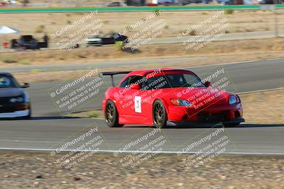 media/Oct-01-2022-Team Topak Racing (Sat) [[f860fb51be]]/4-Inter Low 1/session 1 turn 3/